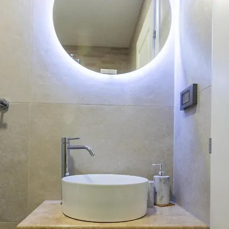 Poolincluded Beachfront In A Secluded Bay Βίλα *