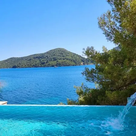 Poolincluded Beachfront In A Secluded Bay Villa Doli