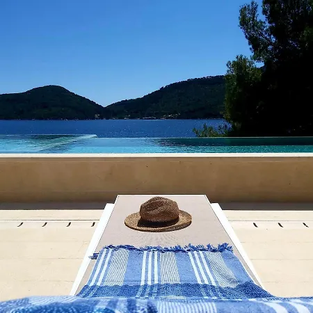 Villa Poolincluded Beachfront In A Secluded Bay